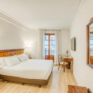Sercotel Arenal Spanien